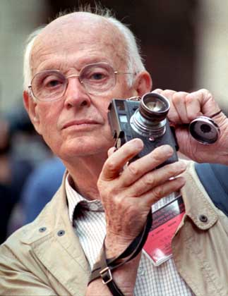 Henri Cartier-Bressonia (1908-2004).jpg